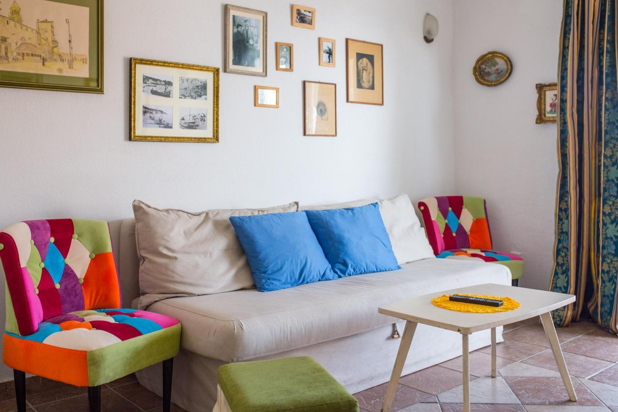 Apartmani Kala Podgora Oda fotoğraf