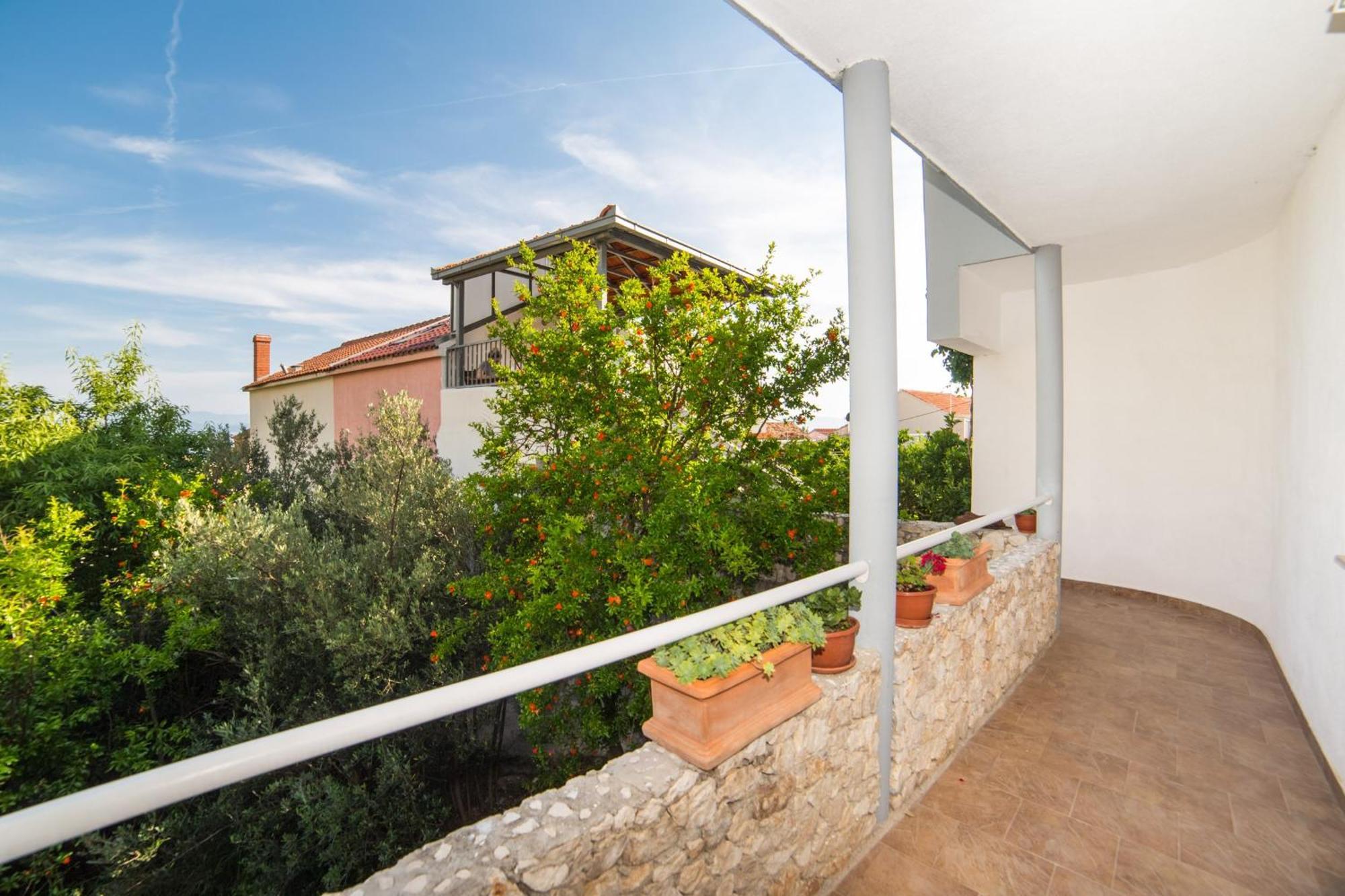 Apartmani Kala Podgora Oda fotoğraf
